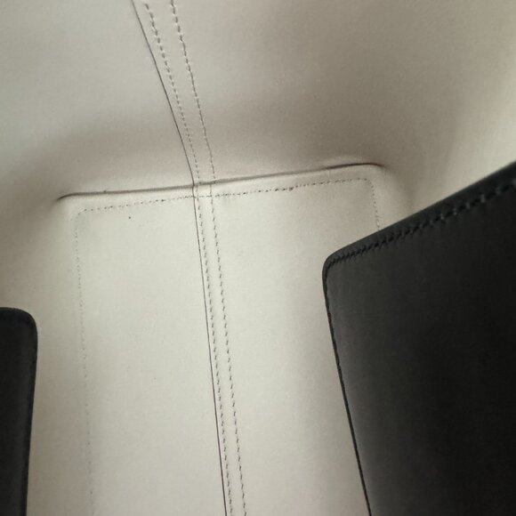 Burberry Small Vintage Check, Triple Stud Tote Bag, Archive Beige - Picture 13 of 14